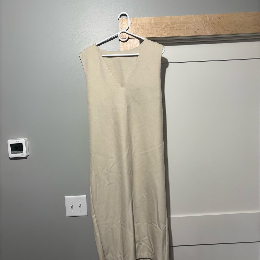 Hand made Sleeveless V-Neck Cream Maxi Dress